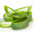 The Power of Aloe Vera: Medicinal Uses for Skin, Hair, and Weight Loss